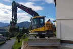 Kurzheckbagger ECR 145 DL Bild 1
